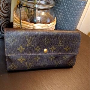 Louis Vuitton Long Wallet